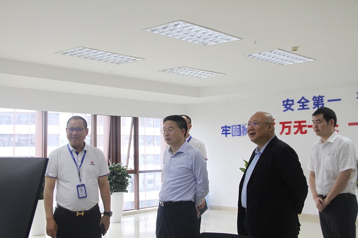 F:\yf\官網oa推文及圖片年‚20512福州中信銀行考察指導\20220512中信考察選圖\壓縮版IMG_3071.JPG